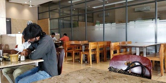 Hotel Aryaas Vegetarian